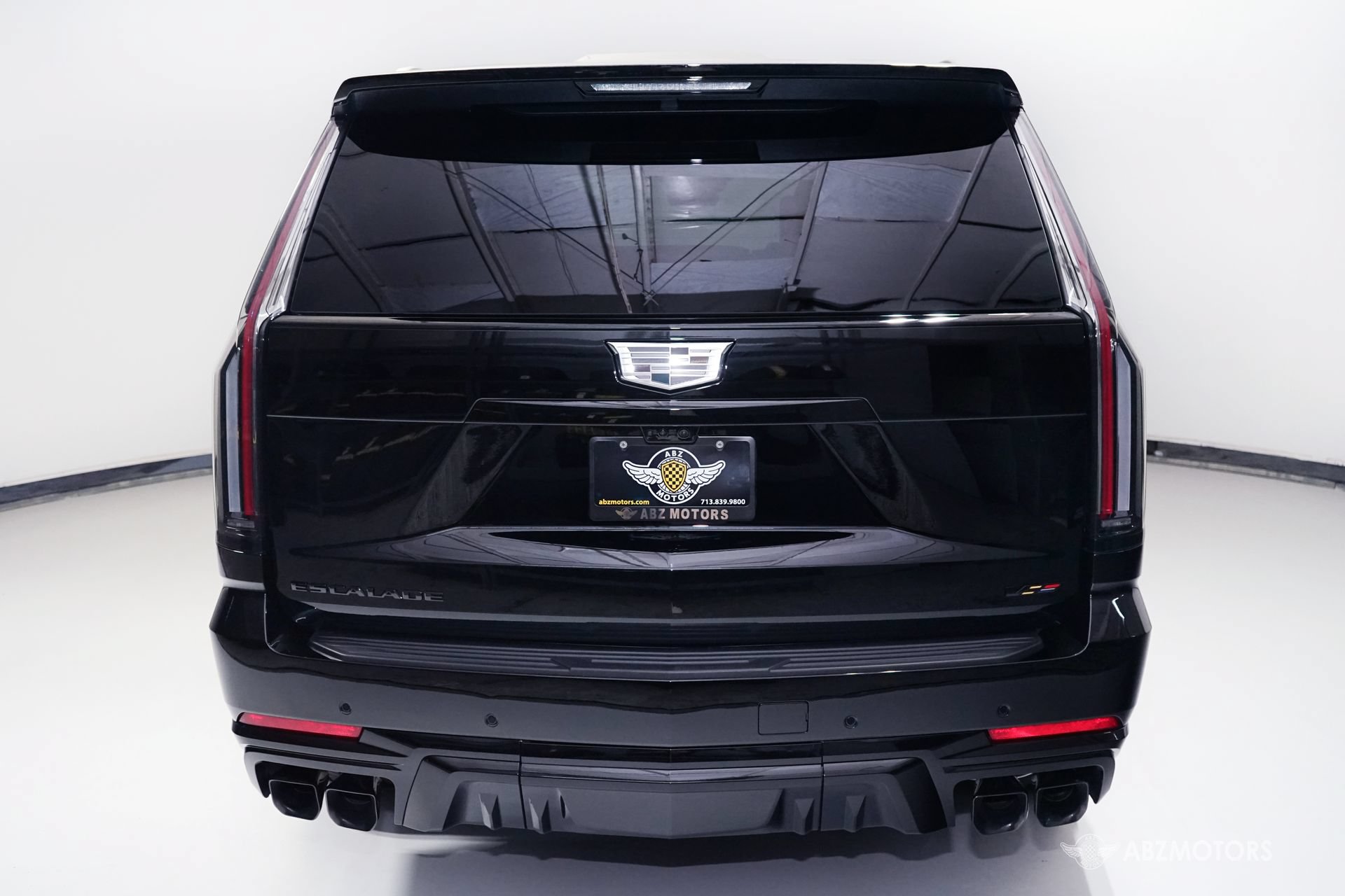 Used 2026 Cadillac Escalade V AWD/4WD image 7