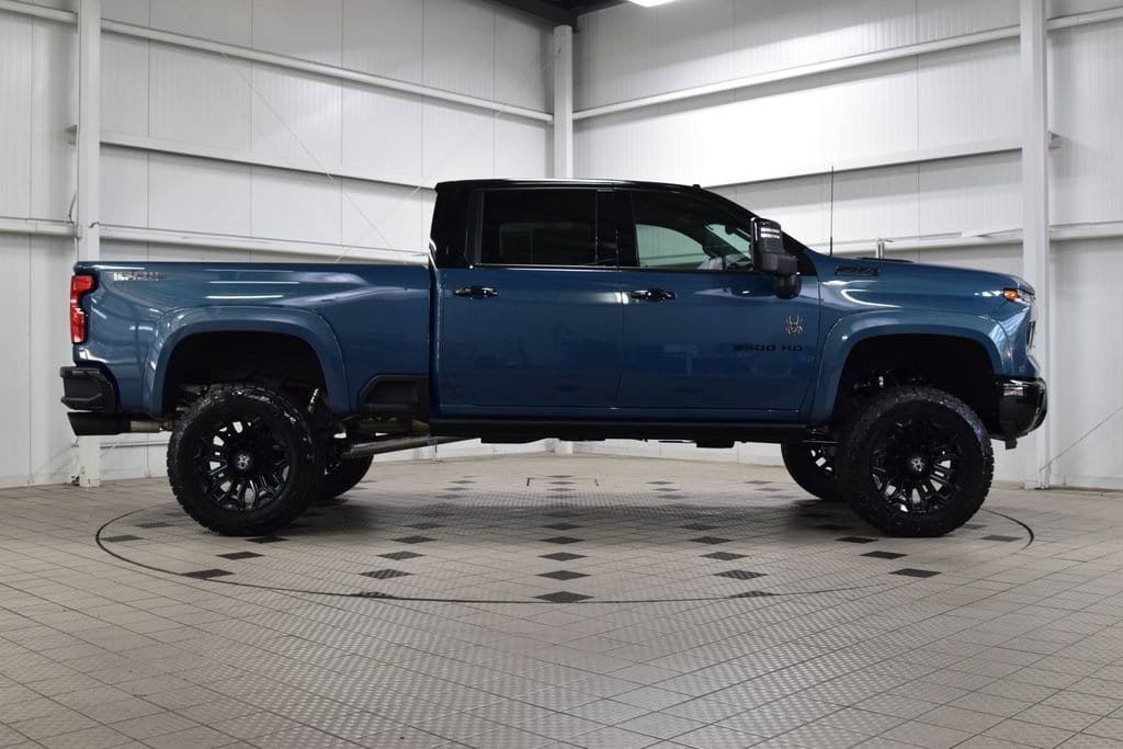 New 2026 Chevrolet Silverado 2500 LTZ w/ Trail Boss Package AWD/4WD image 9