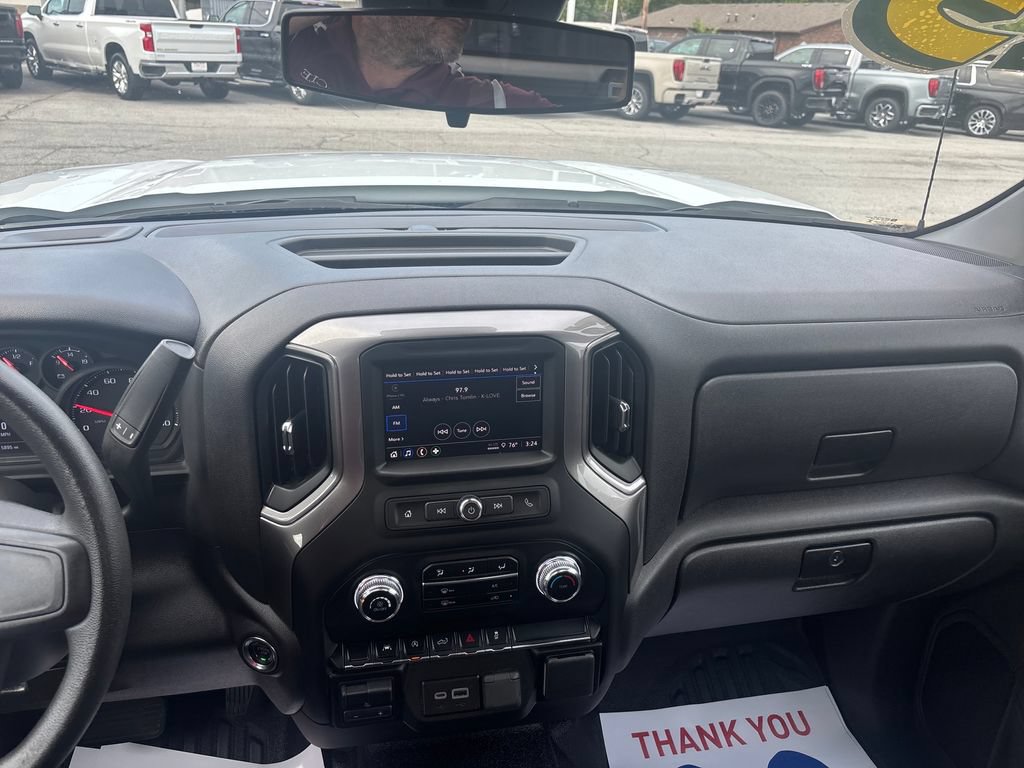 Used 2025 GMC Sierra 1500 Pro w/ Pro Value Package AWD/4WD image 17