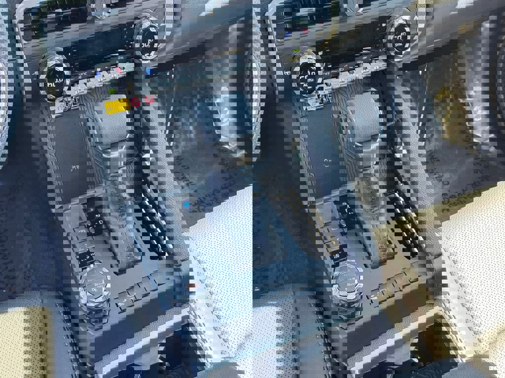 Used 2026 Toyota Tacoma Limited image 18