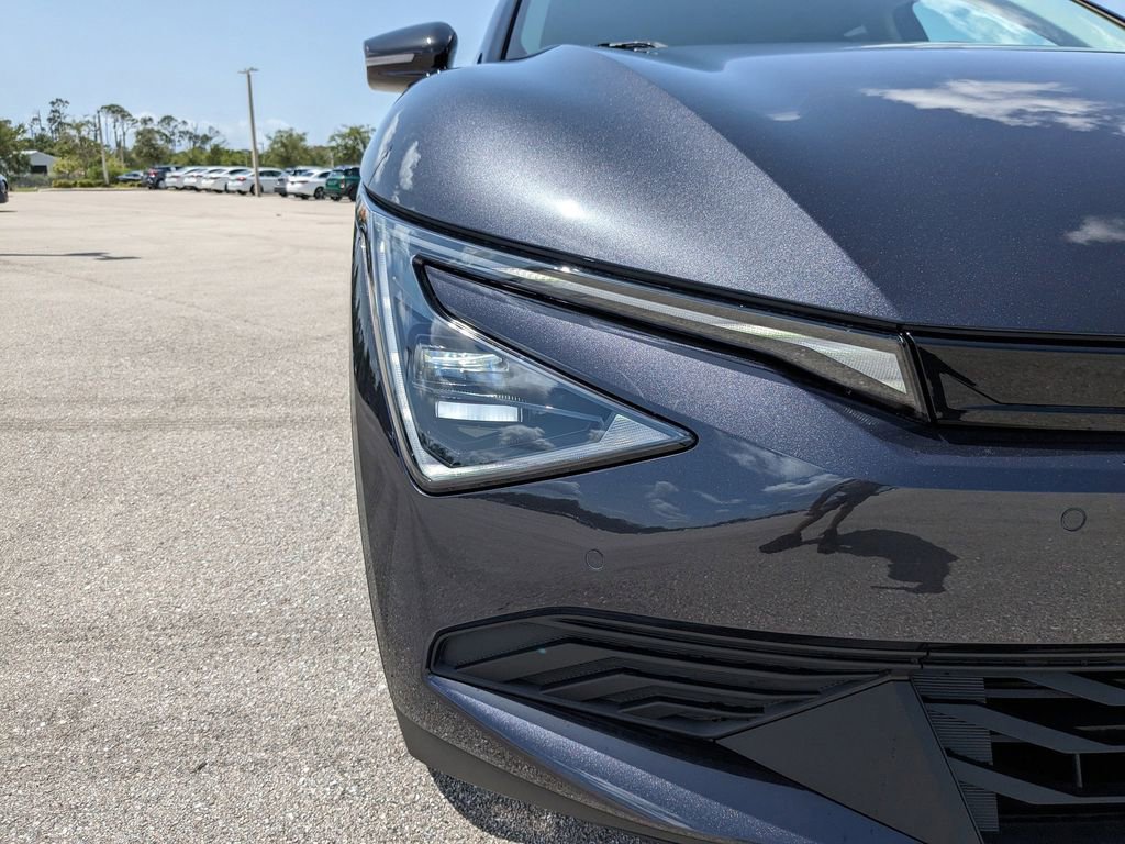 New 2025 Kia EV6 Light RWD image 11
