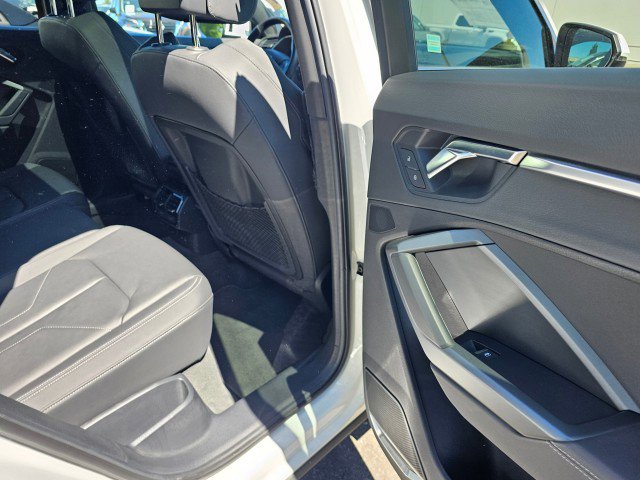 Used 2020 Audi Q3 2.0T Premium Plus image 14