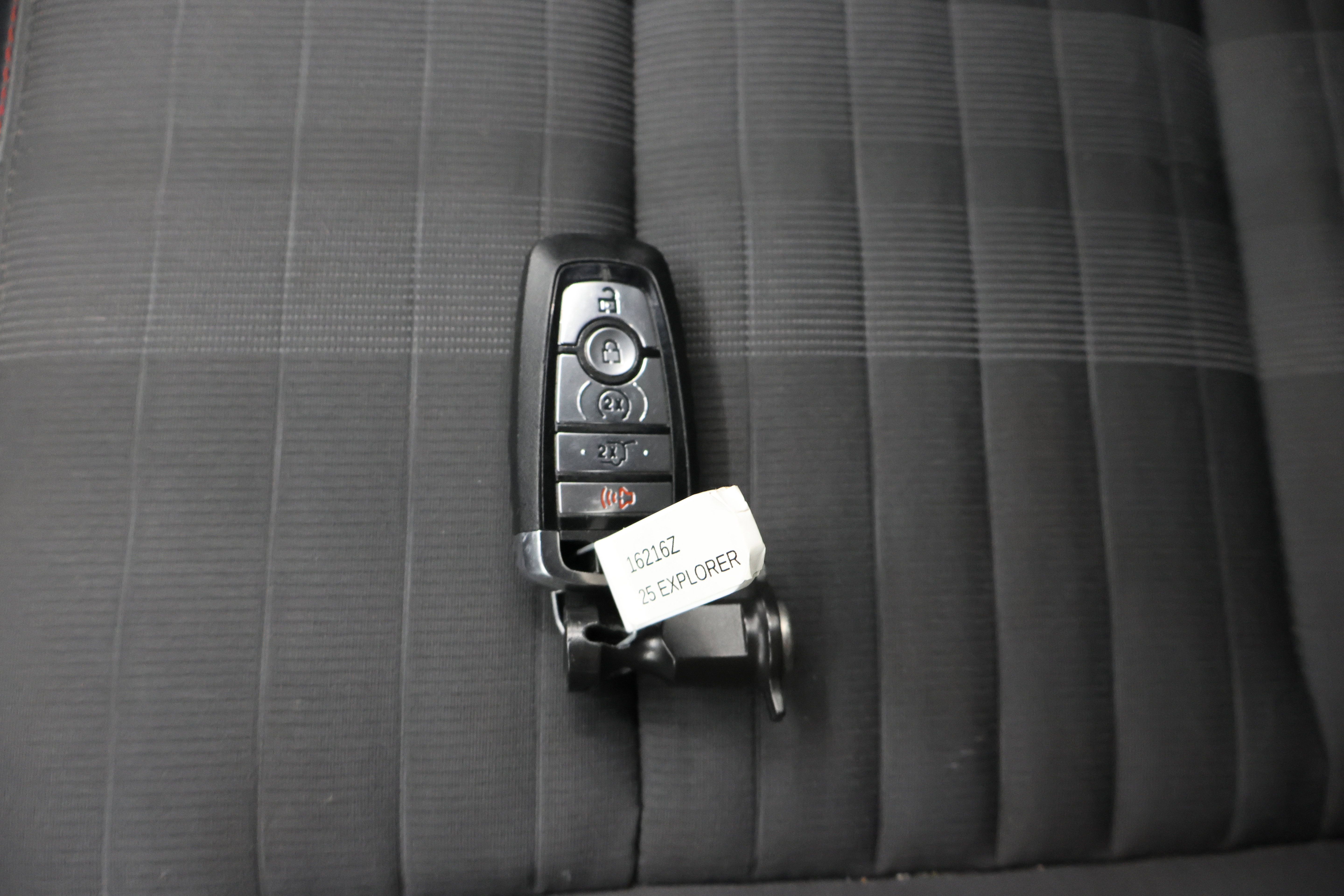 Used 2025 Ford Explorer ST-Line image 61