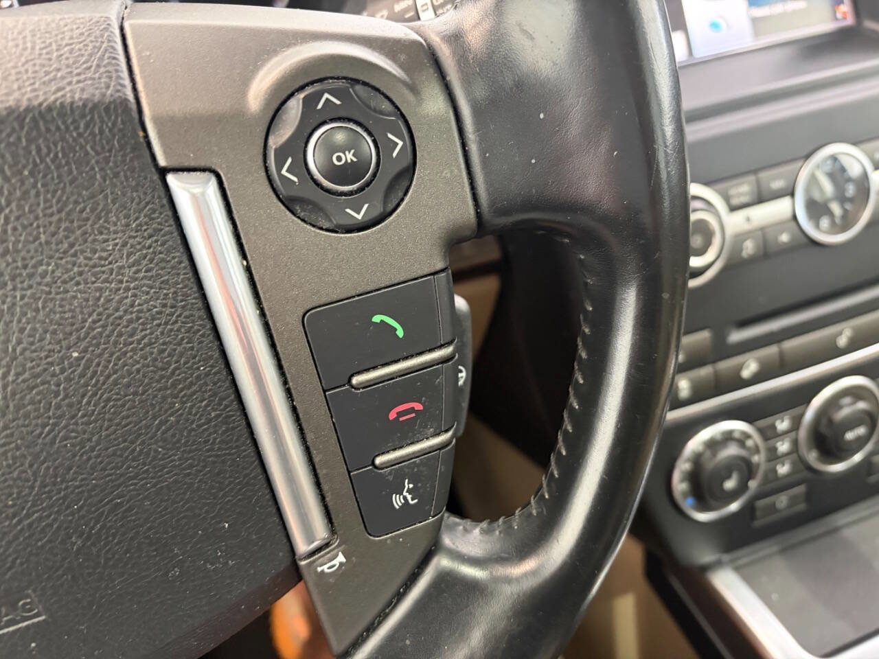 Used 2015 Land Rover LR2 AWD/4WD image 34