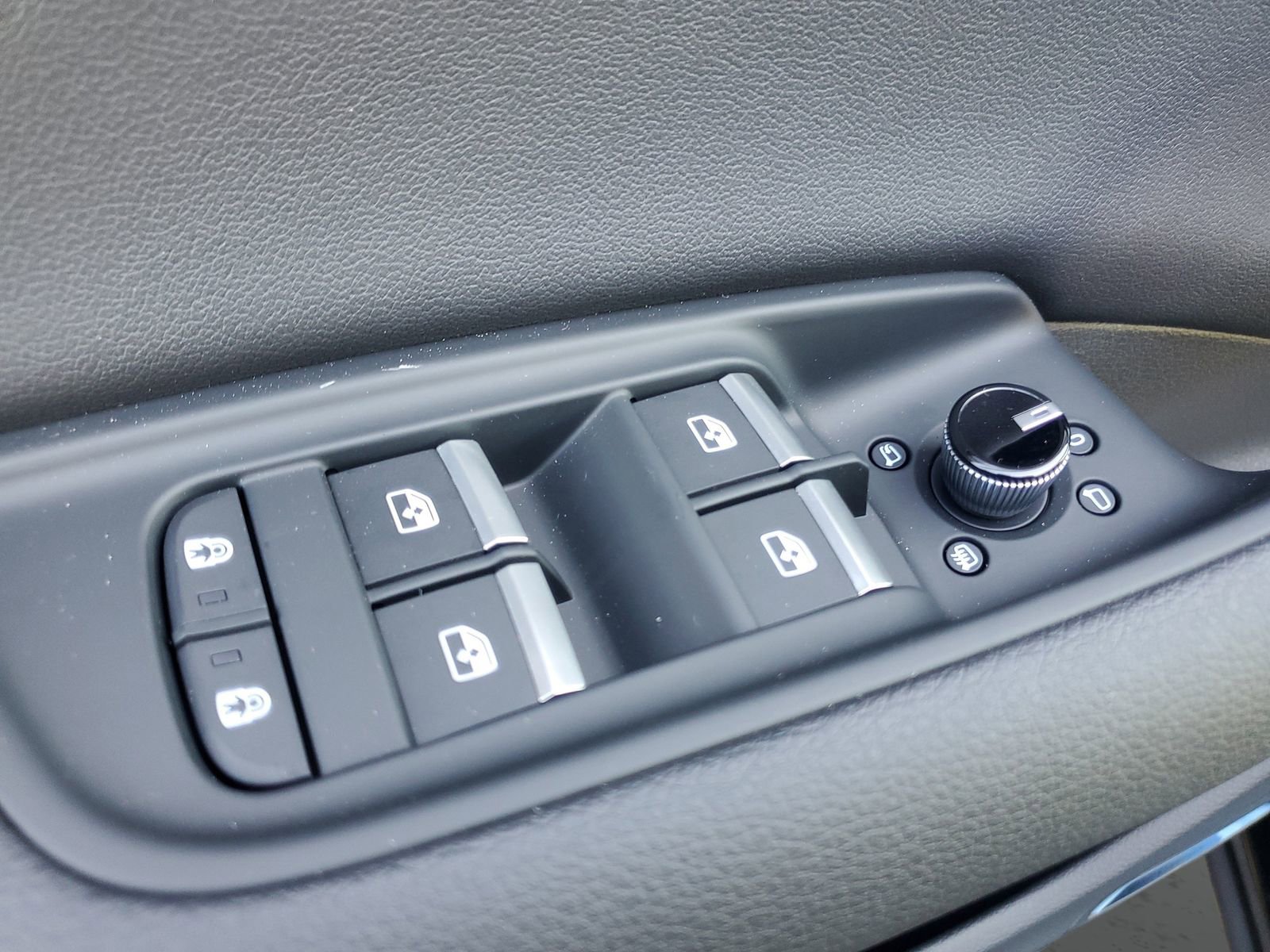 New 2026 Audi Q7 2.0T Premium image 21