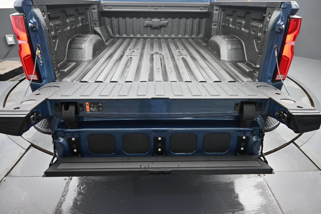 New 2026 Chevrolet Silverado 2500 LTZ w/ LTZ Plus Package AWD/4WD image 20