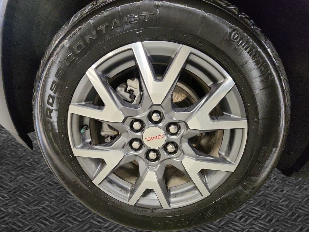 Certified 2023 GMC Acadia SLT image 11