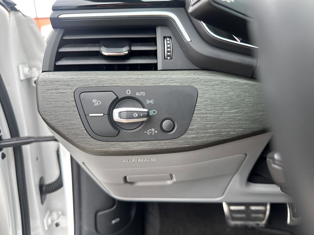 Used 2023 Audi A4 2.0T Premium Plus image 29