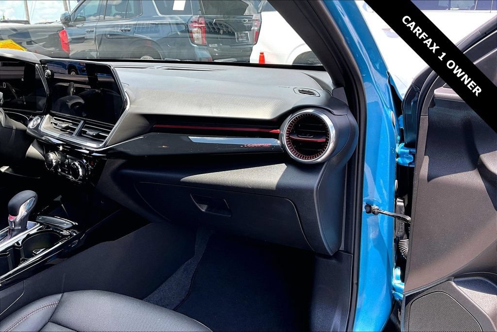 Used 2025 Chevrolet Trax RS FWD image 25