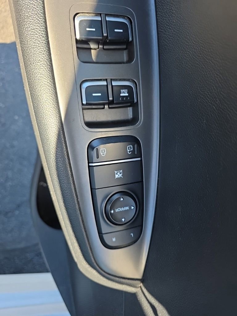 Used 2019 Kia Optima LX image 13