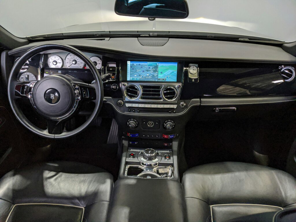 Used 2014 Rolls-Royce Ghost image 19