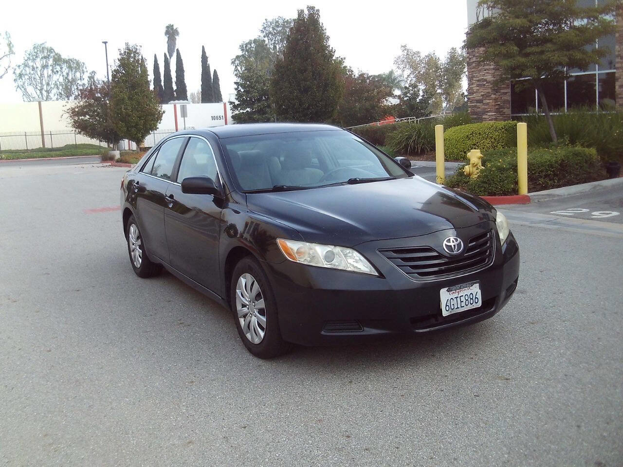 Used 2009 Toyota Camry LE image 1