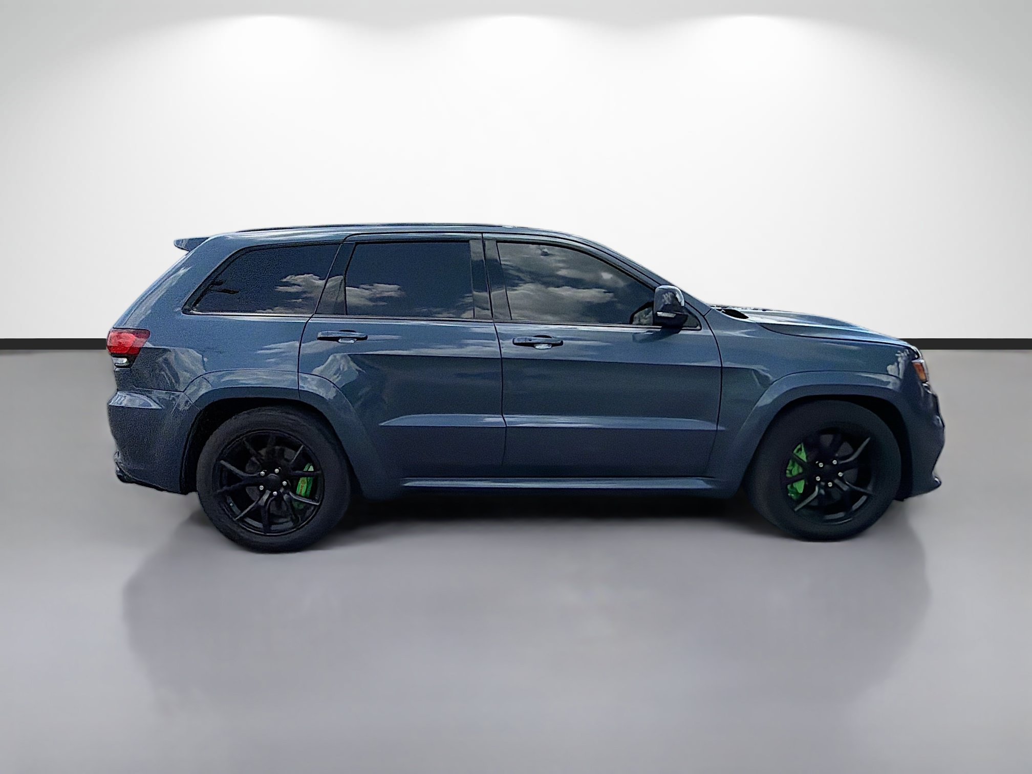 Used 2021 Jeep Grand Cherokee Trackhawk w/ Trailer Tow Group IV AWD/4WD image 2