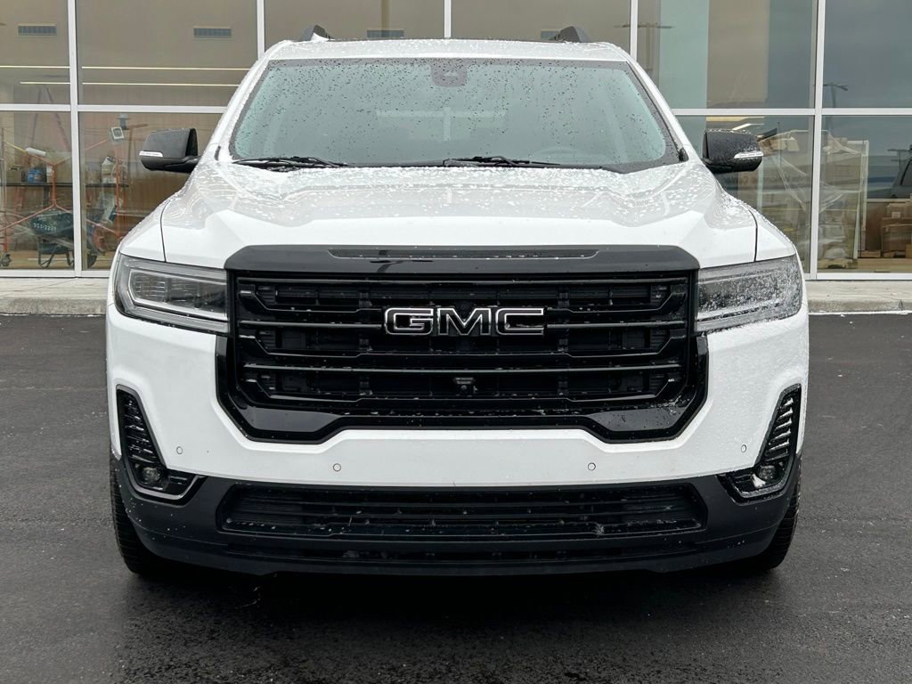 Used 2021 GMC Acadia SLT w/ Elevation Edition image 2