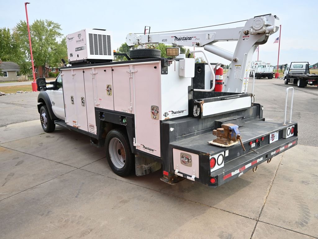 Used 2016 Ford F550 2WD Regular Cab Super Duty image 9