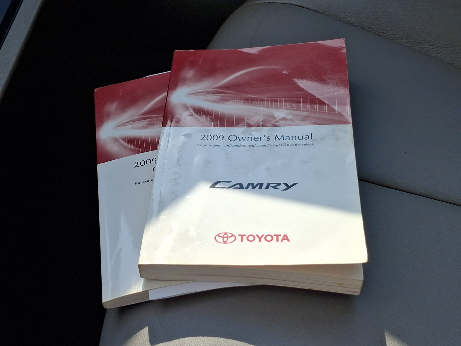 Used 2009 Toyota Camry XLE FWD image 26