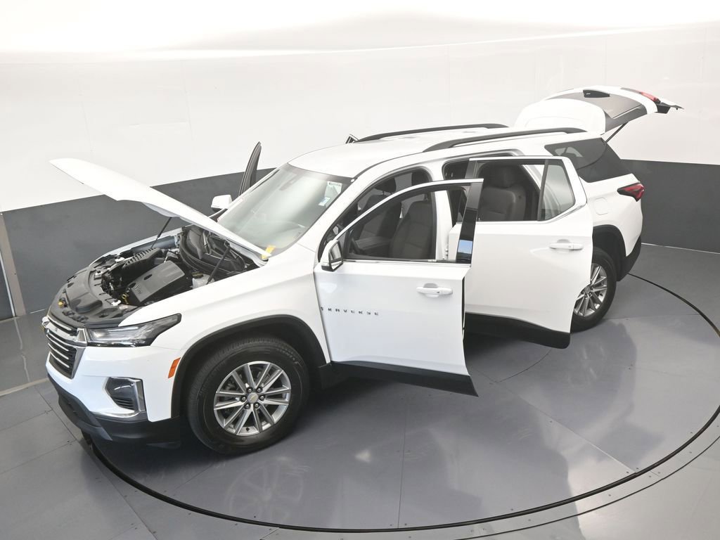 Used 2023 Chevrolet Traverse LT image 68
