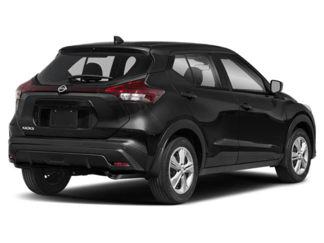 Used 2021 Nissan Kicks S FWD image 2