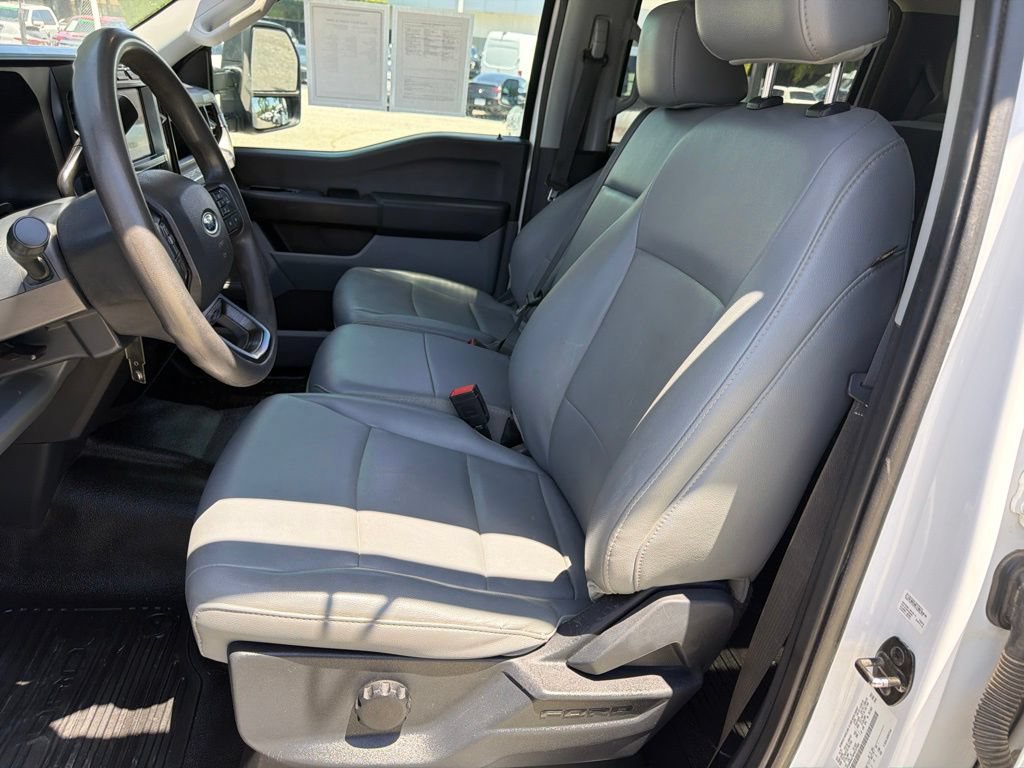 Certified 2023 Ford F450 XL w/ XL Chrome Package RWD image 17