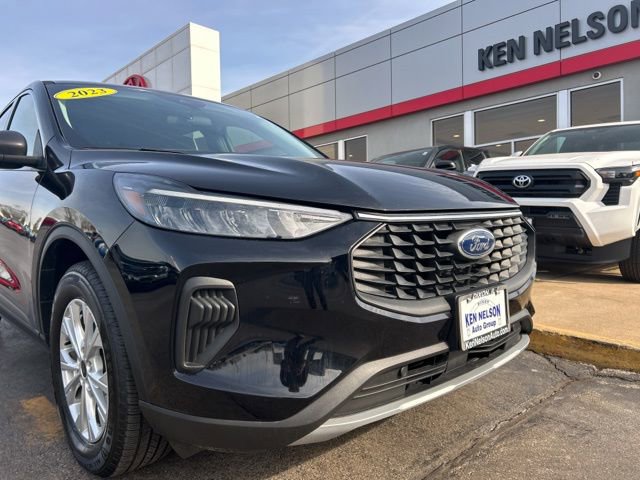 Used 2023 Ford Escape Active image 4