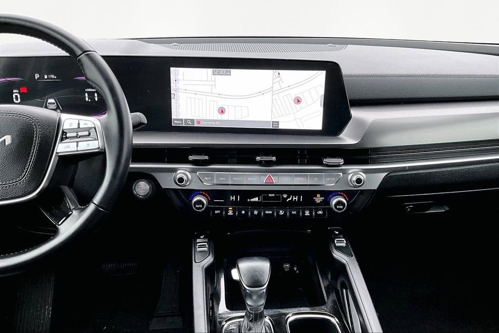 Used 2024 Kia Telluride S image 10