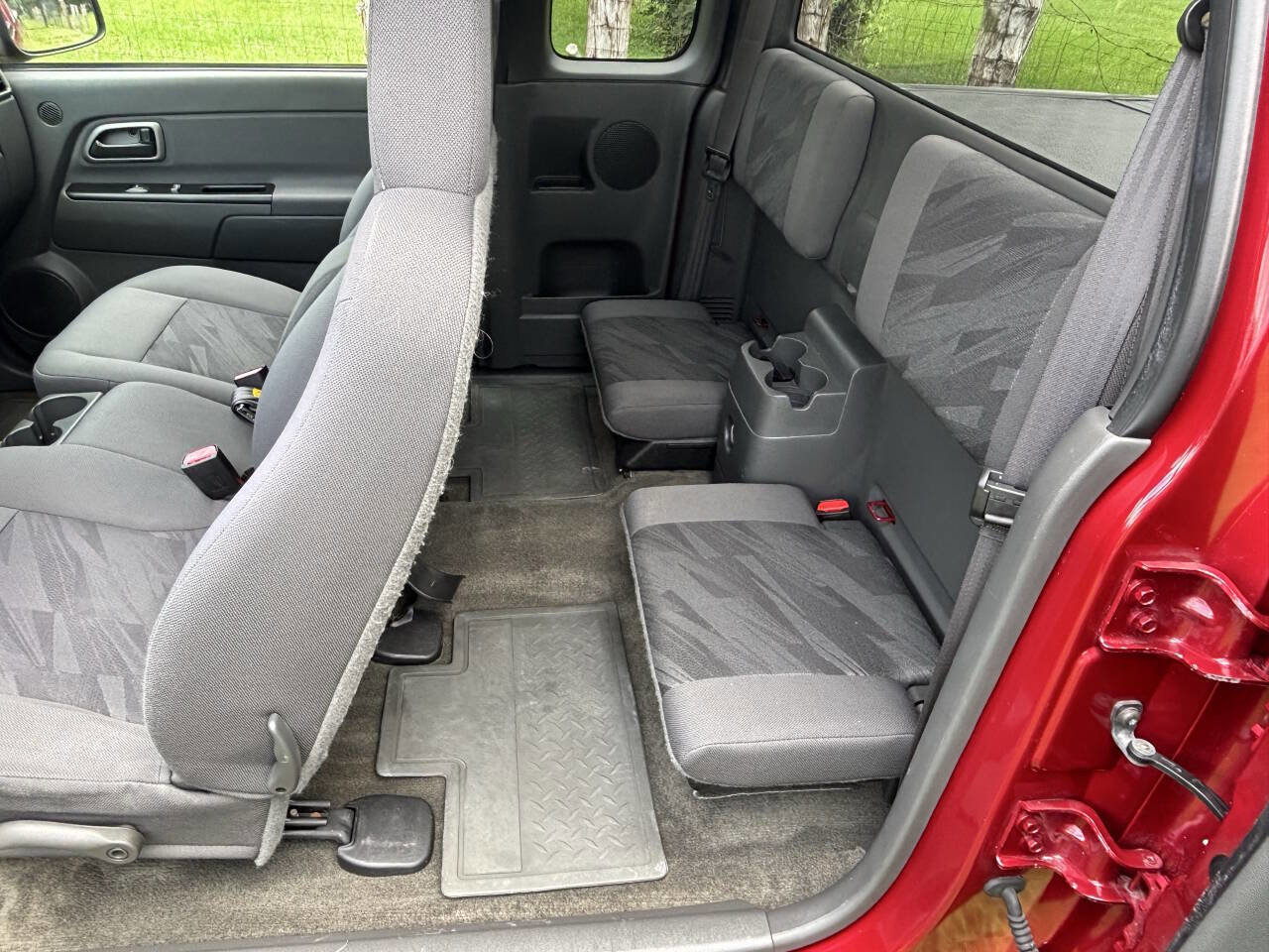 Used 2004 Chevrolet Colorado LS w/ Power Convenience Package image 8