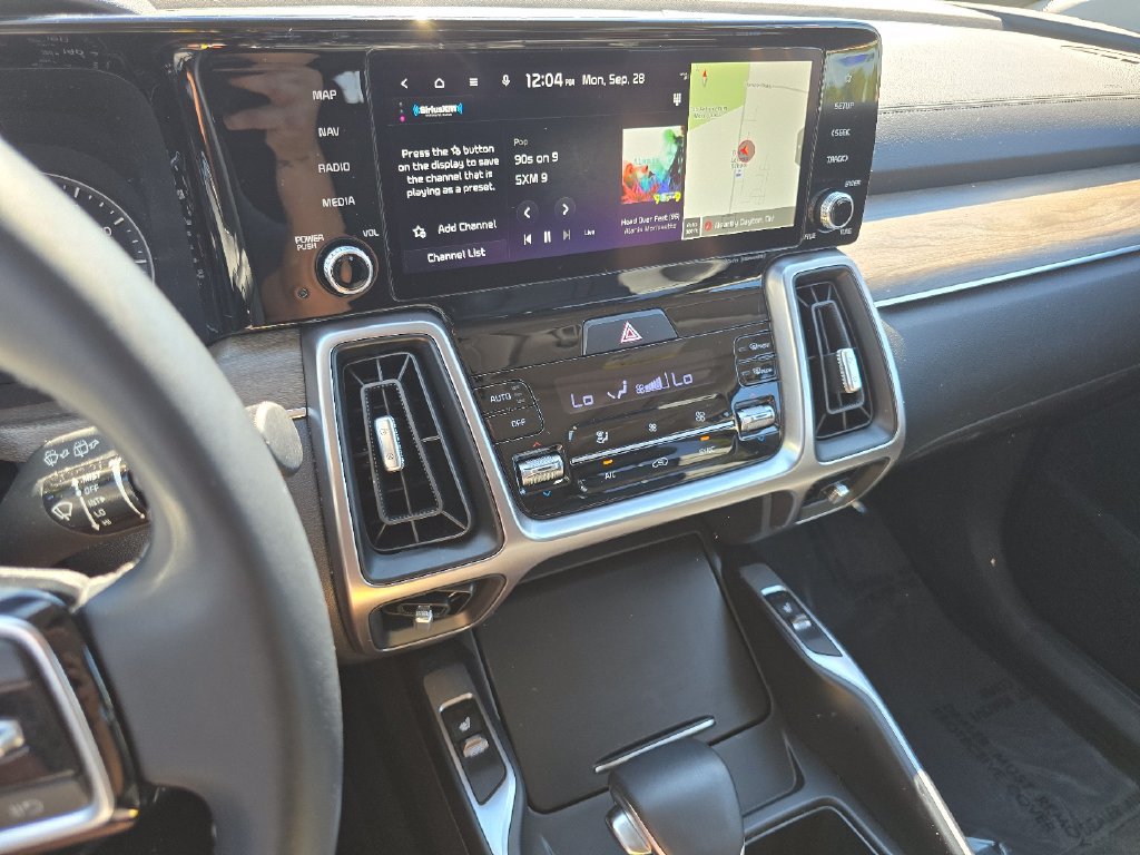 Used 2023 Kia Sorento S w/ Panoramic Sunroof Package AWD/4WD image 35