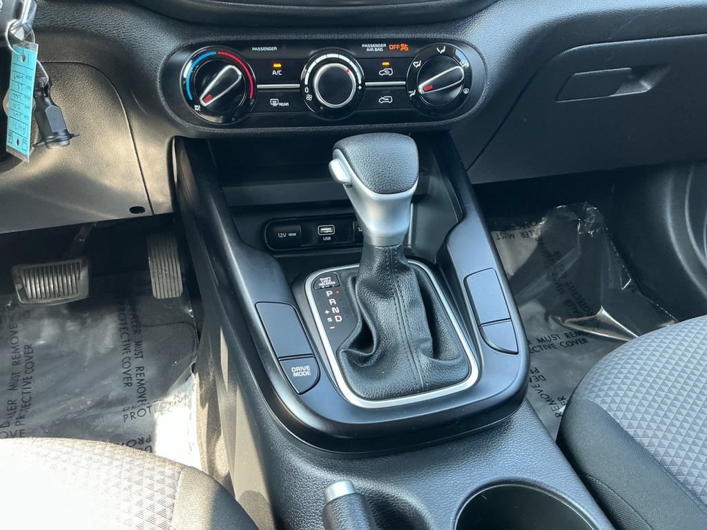 Used 2024 Kia Soul LX w/ Option Group 015 FWD image 12