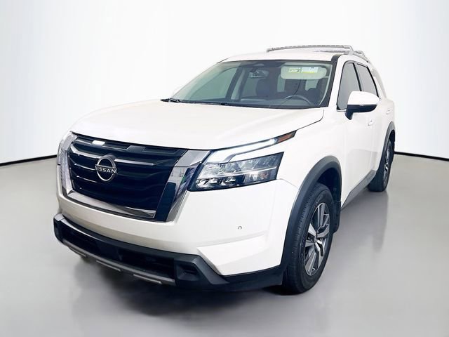 Used 2024 Nissan Pathfinder SL image 5