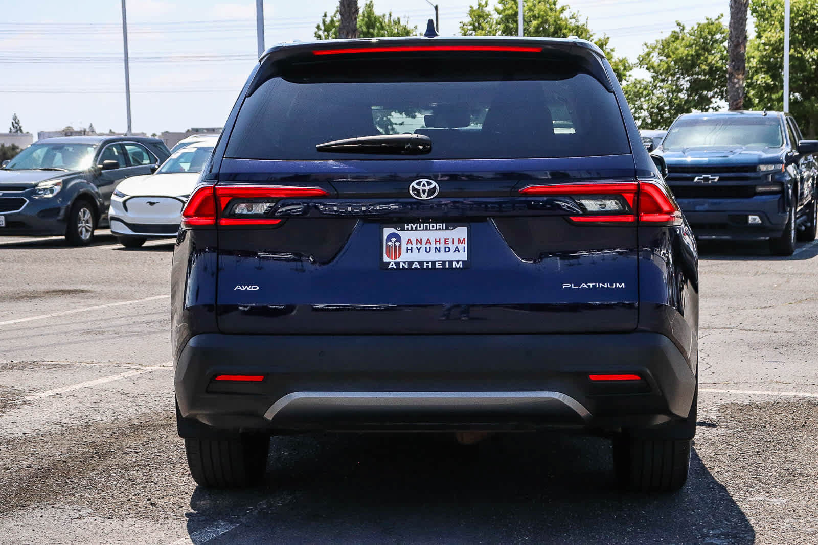 Used 2024 Toyota Grand Highlander AWD image 8
