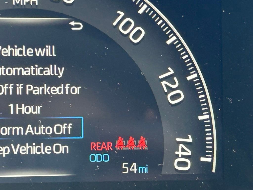 Used 2025 Toyota RAV4 SE image 15