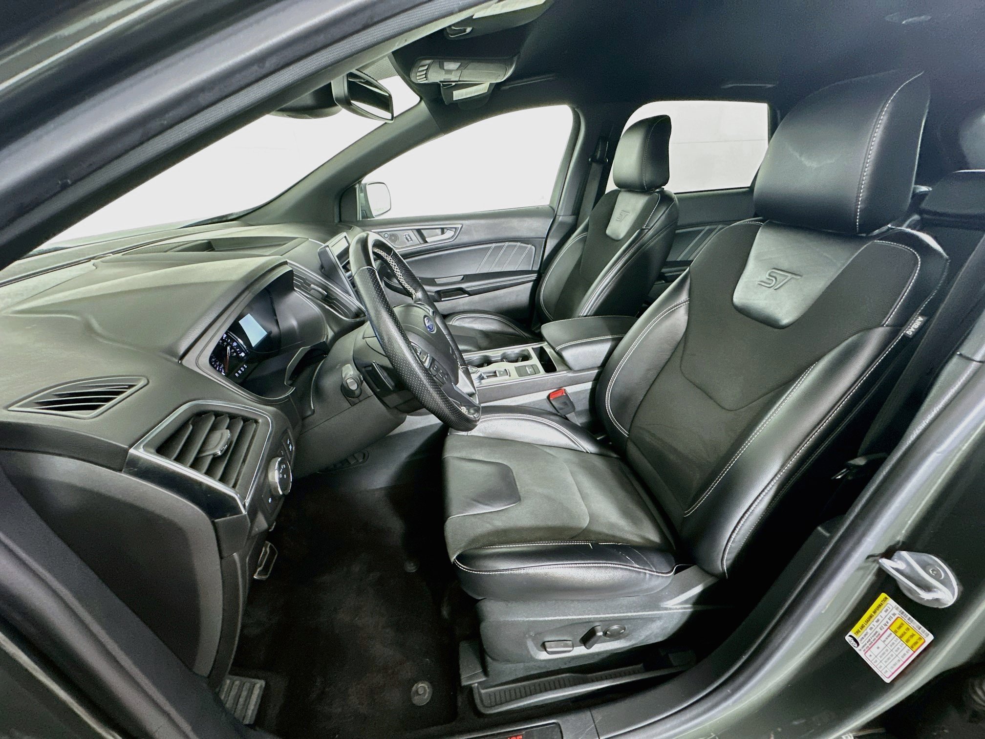 Used 2022 Ford Edge ST AWD/4WD image 13