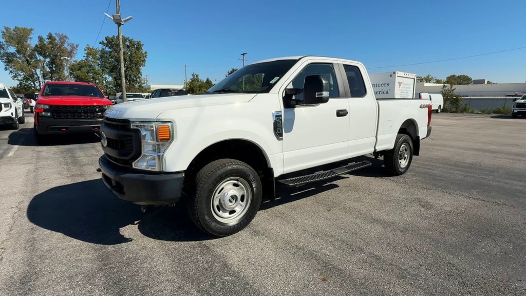 Used 2022 Ford F250 XL w/ Power Equipment Group AWD/4WD image 4