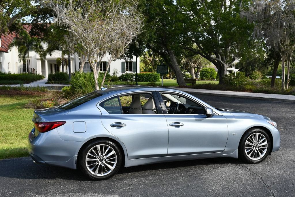 Used 2018 INFINITI Q50 Luxe w/ Sensory Package (Luxe) RWD image 30