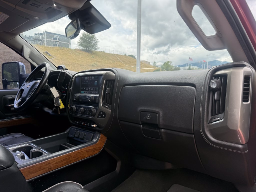 Used 2018 Chevrolet Silverado 2500 High Country w/ Duramax Plus Package AWD/4WD image 29