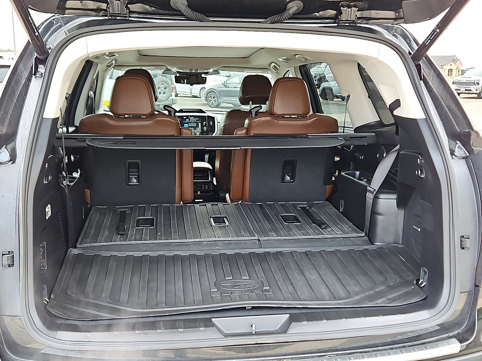Used 2023 Subaru Ascent Touring image 6