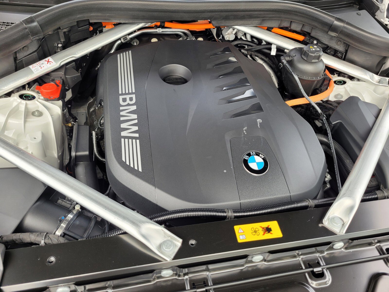 New 2026 BMW X5 xDrive50e w/ M Sport Package image 18