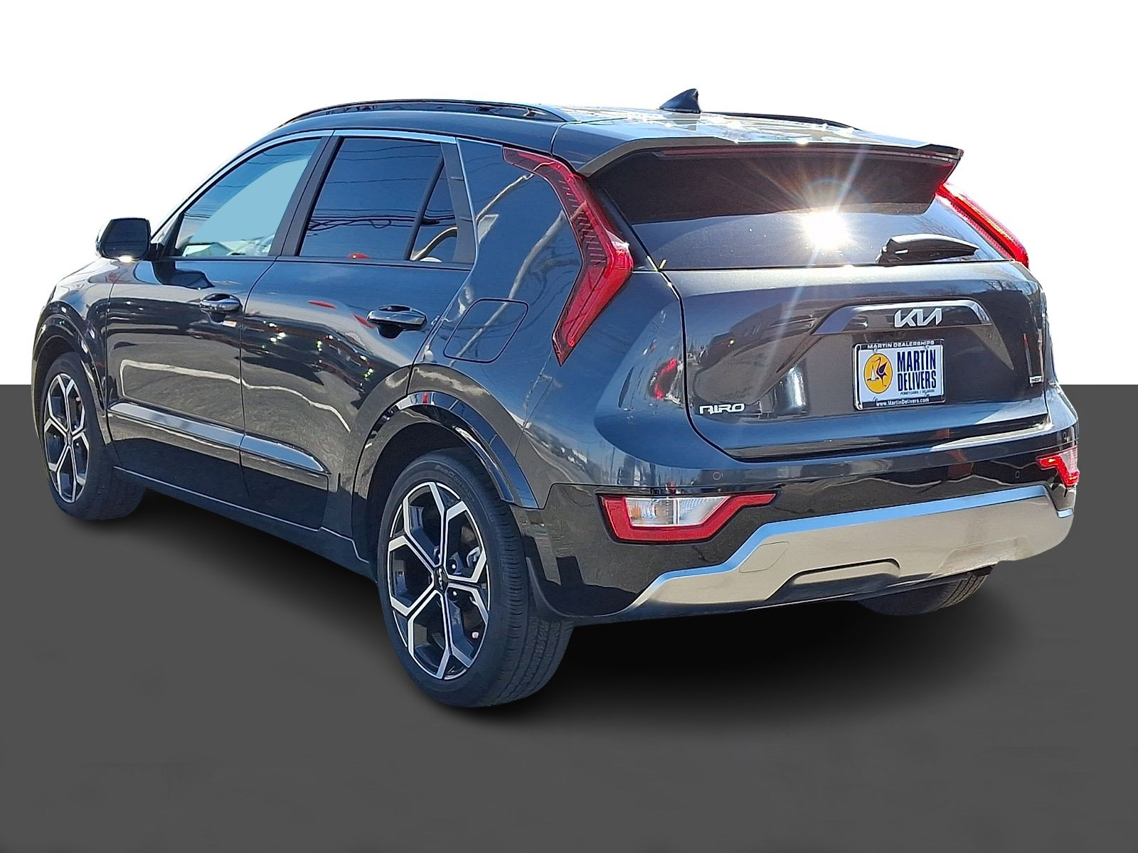 Certified 2025 Kia Niro EX Touring image 4