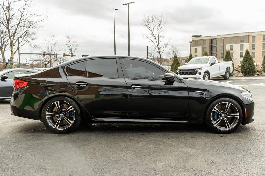 Used 2018 BMW M5 w/ Executive Package image 3