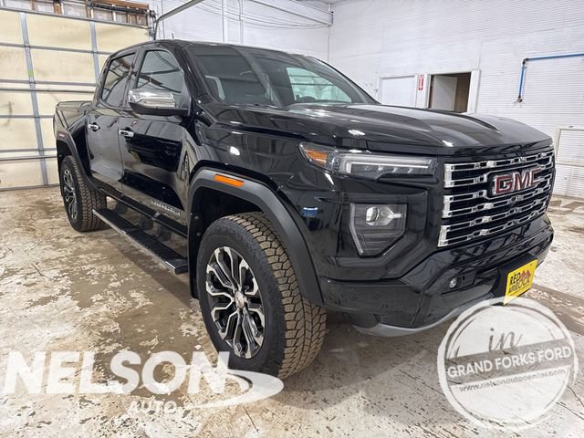 Used 2024 GMC Canyon Denali AWD/4WD image 1