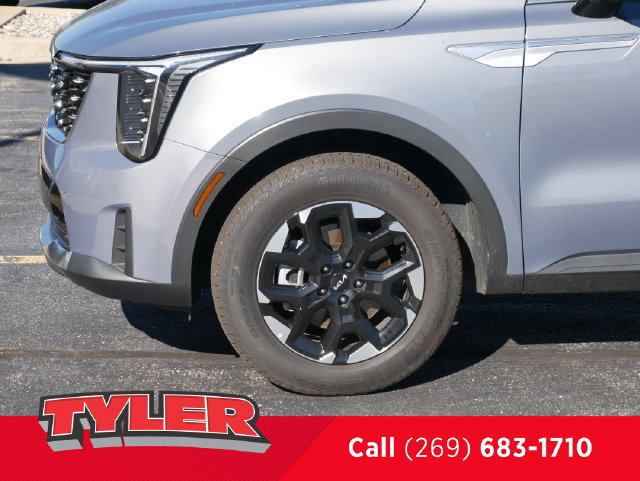 Used 2025 Kia Sorento S w/ Panoramic Sunroof Package AWD/4WD image 43
