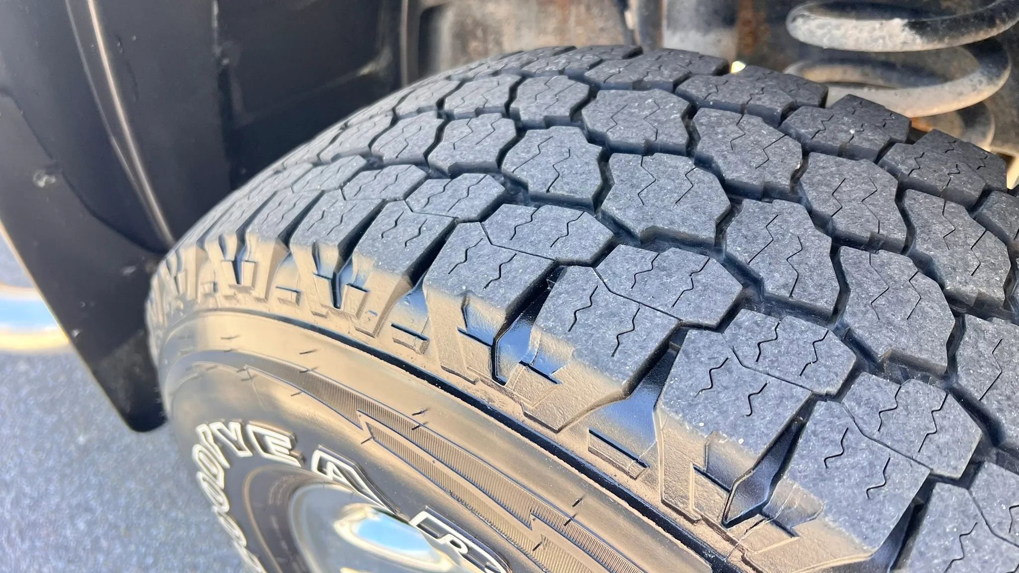 Used 2018 RAM 2500 SLT w/ Protection Group AWD/4WD image 12