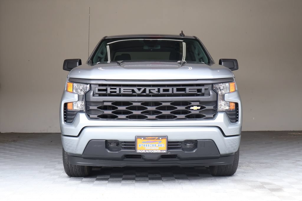 Used 2025 Chevrolet Silverado 1500 Custom RWD image 4