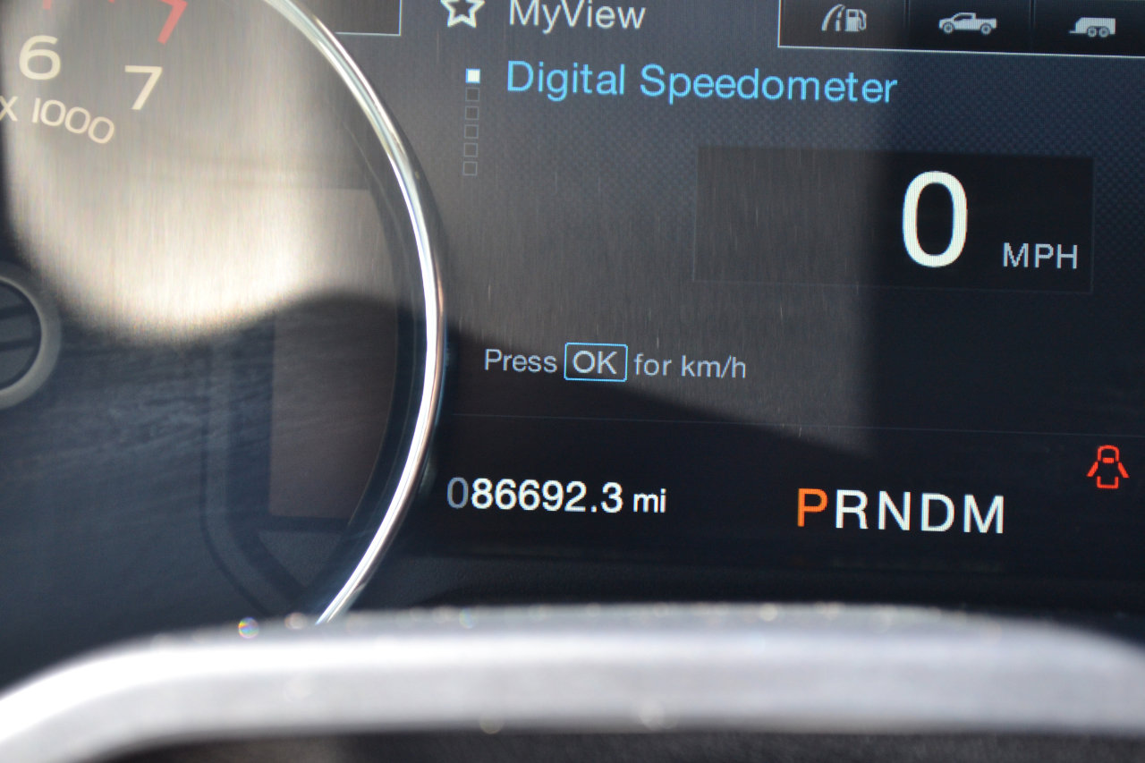 Used 2017 Ford F150 Lariat w/ Equipment Group 502A Luxury image 17