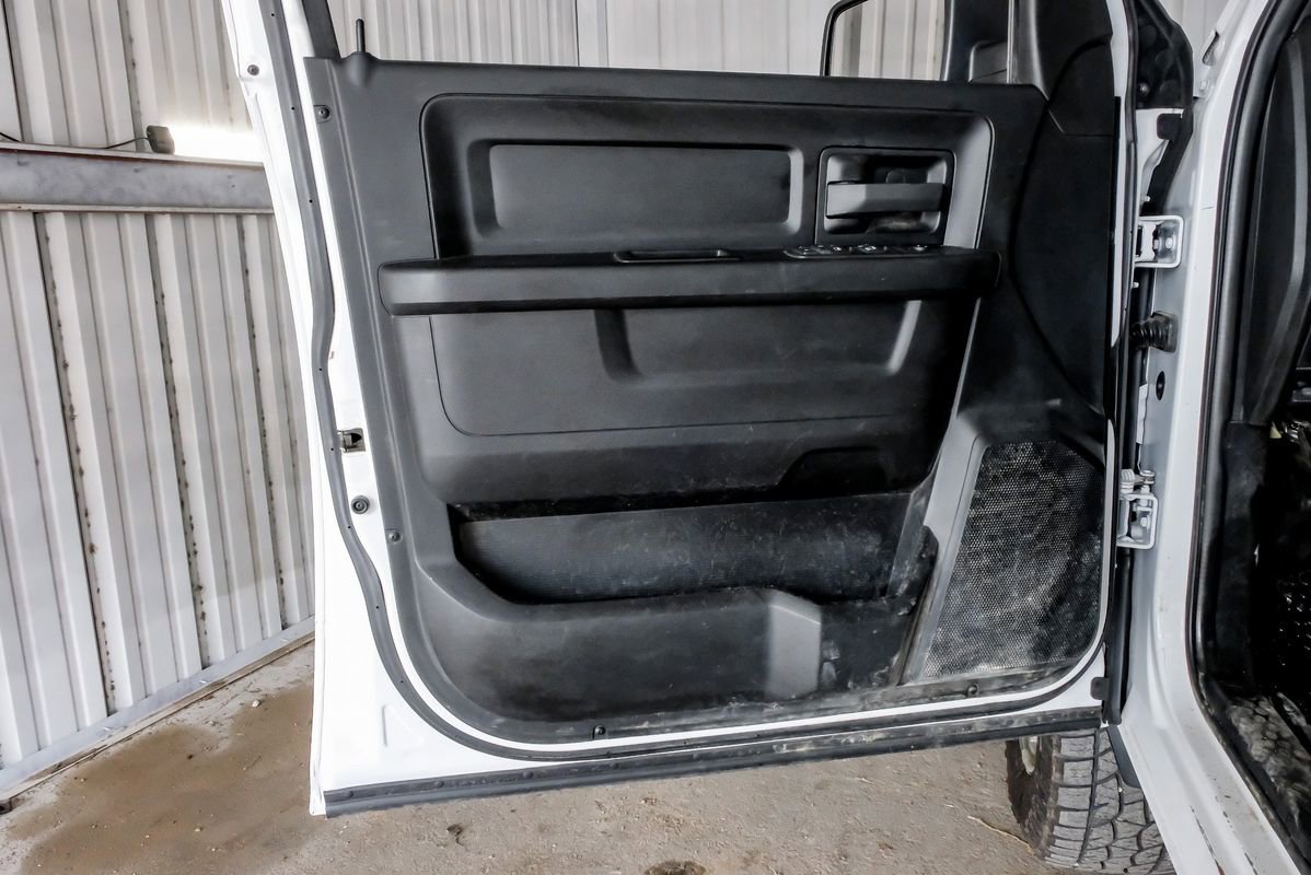 Used 2021 RAM 2500 Tradesman w/ Chrome Appearance Group AWD/4WD image 43