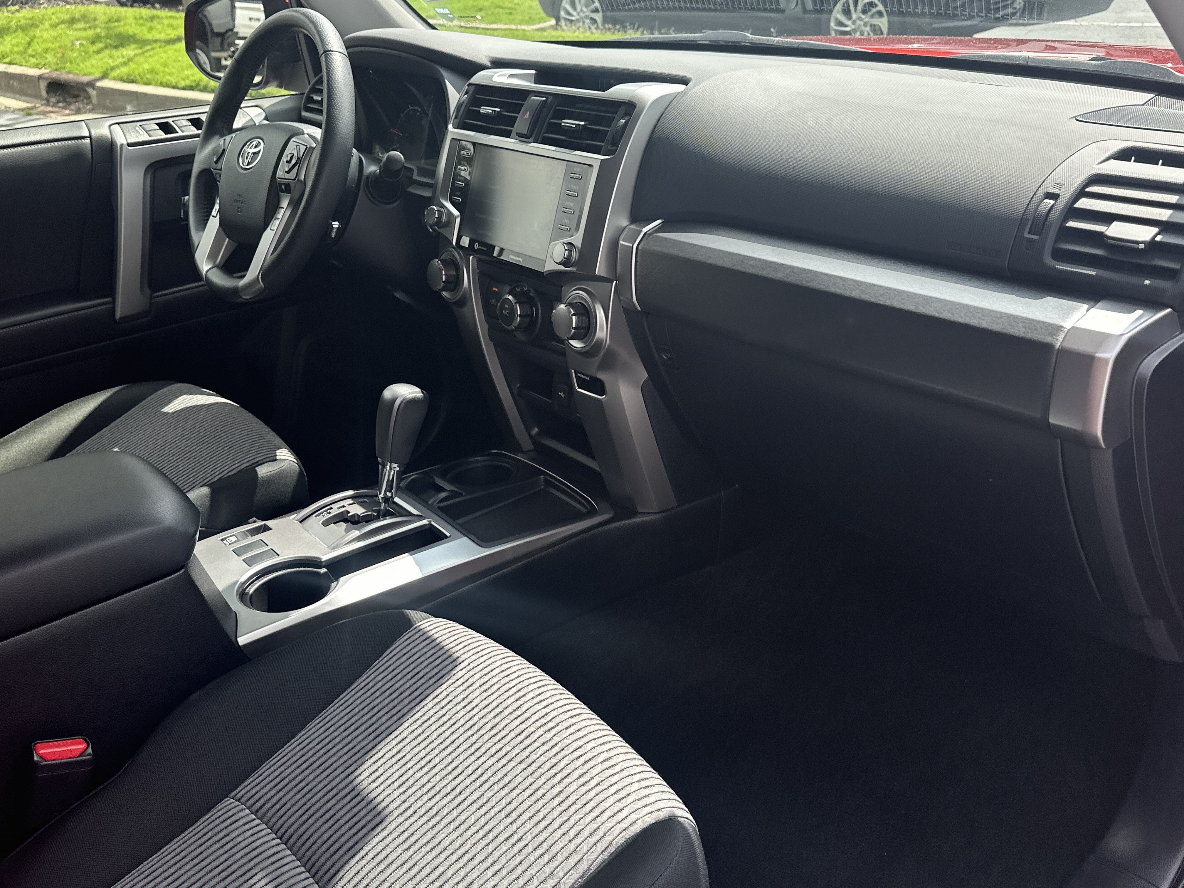 Used 2022 Toyota 4Runner SR5 RWD image 14