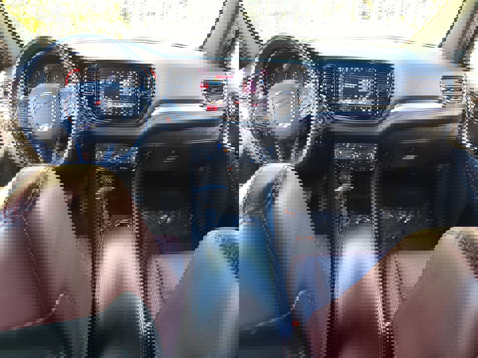 Used 2023 Dodge Durango GT image 14