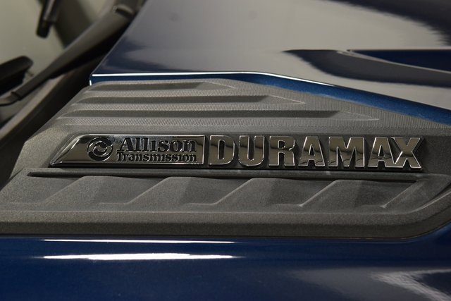 Used 2023 Chevrolet Silverado 2500 High Country w/ Z71 Off-Road Package image 17