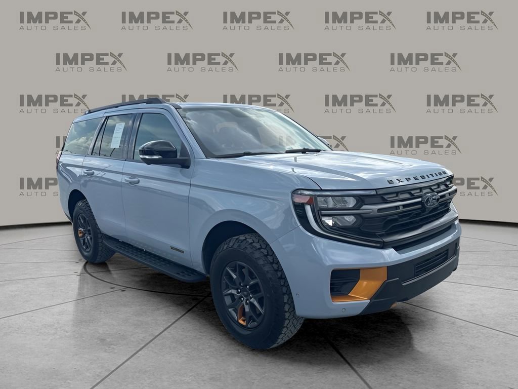 Used 2025 Ford Expedition Tremor AWD/4WD image 7
