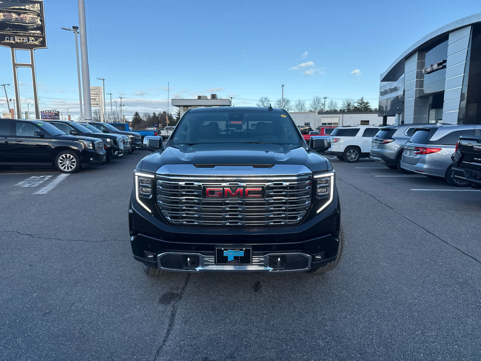 New 2026 GMC Sierra 1500 Denali w/ Denali Reserve Package image 2